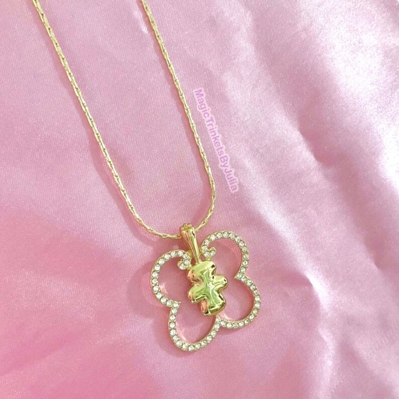 Winx Club Necklace Flora Fairy Dust Bottle Enchantix Believix Fairycore Pendant - Picture 3 of 4